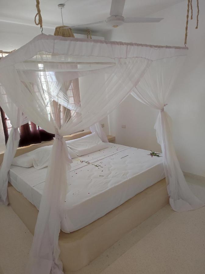 Ghelli House - Milele Resort Watamu Eksteriør billede